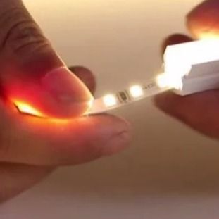 2700K Silikon Ayarlanabilir Anti Beat Ev Dekorasyonu İçin LED Şerit Işıklar Neon